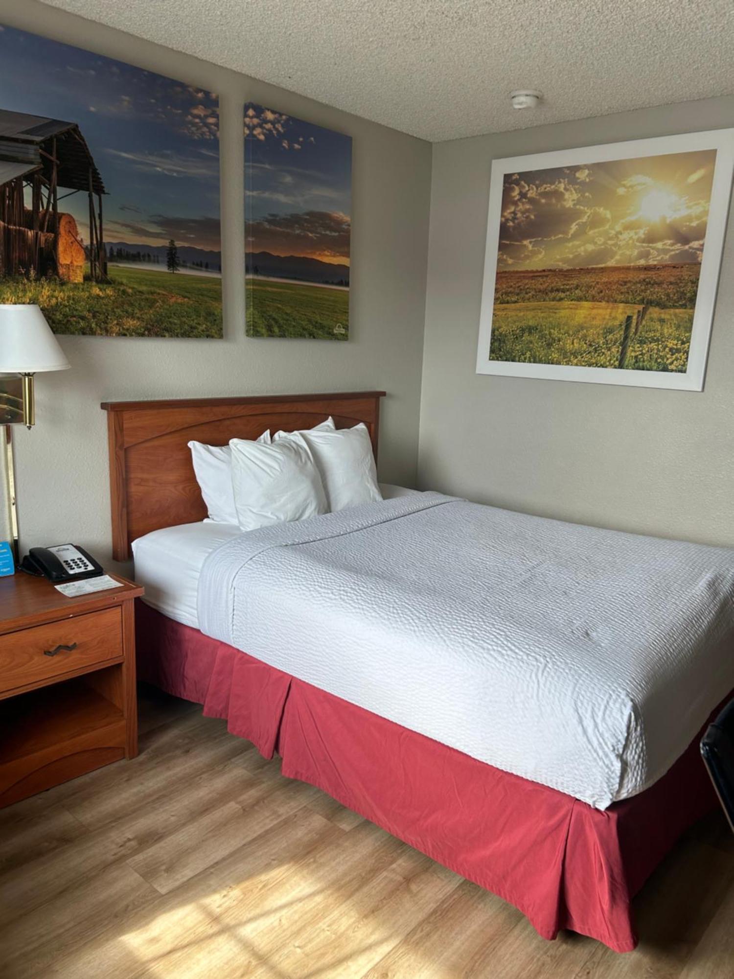Days Inn By Wyndham Turlock Kültér fotó
