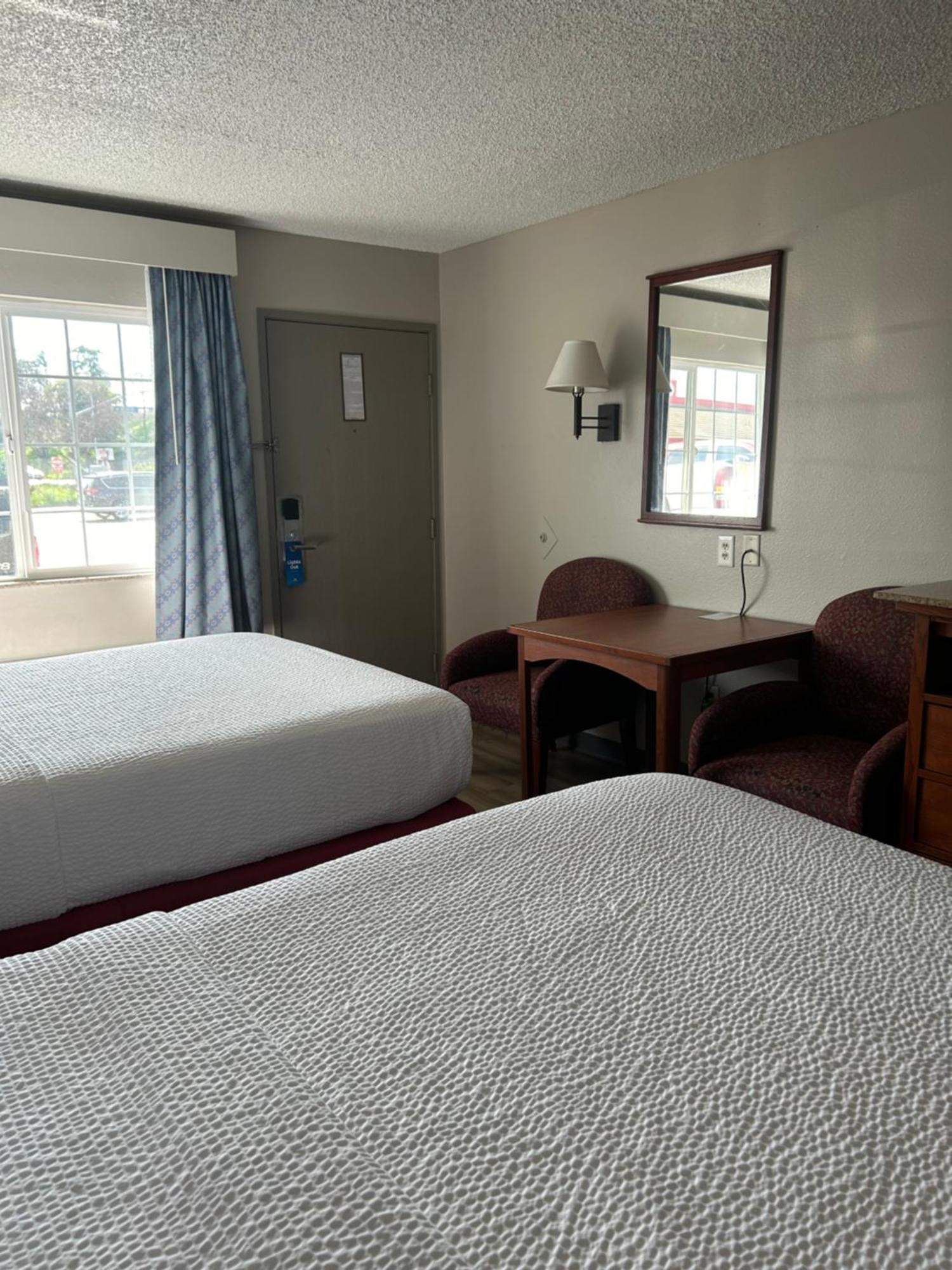Days Inn By Wyndham Turlock Kültér fotó